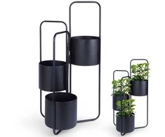 Juodo metalo 3 pakopų gėlių stovas 33x24x57 cm