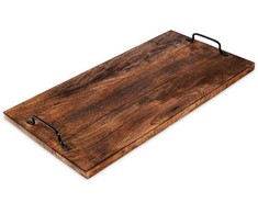 Medinė pjaustymo lenta su rankenomis / serviravimo padėklas 56x29 cm