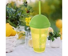 Plastikinis puodelis su dangteliu ir šiaudeliu 450 ml