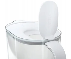 BRITA Style ESSENTIAL XL baltas filter jug + 3 x MX Pro Pure Performance filter
