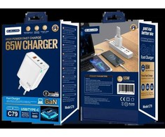 JELLICO sieninis įkroviklis C79 GaN PD 65W 2xUSB-C + 1xUSB QC3.0 + USB-C laidas - USB-C Baltas