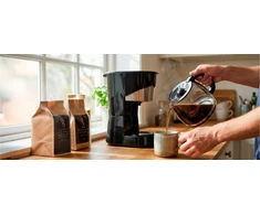juodas+decker Juodas &amp; Decker BXCO1001E 1000 W 12-cup lašelinis