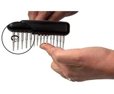 Show Tech Twist &amp; Cling šukos-grėblys besisukančiais dantukais sąvėloms šukuoti, 11 cm