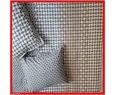 100 proc. medvilnės patalynės komplektas - Antklodės užvalkalas 200x200 cm. + 2 pagalvės užvalkalai 50x70 cm.