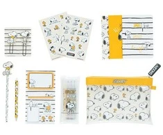Snoopy - 15-piece school supplies set