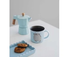 Pusheen - 380 ml keraminis puodelis iš Purrfect Love kolekcijos.