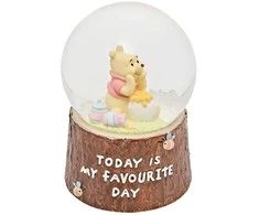 Widdop Co Disney Winnie the Pooh snow globe