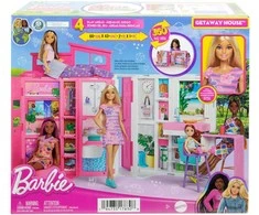Mattel Barbė Barbė – „Getaway Doll House &amp; Doll“ (HRJ77)