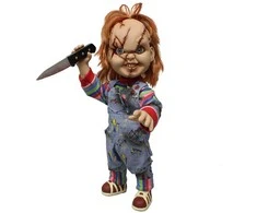Mezco Toys Chucky Child's Play talking figure 38cm
