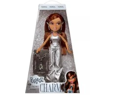 MGA Bratz Charmz Yasmin Doll 599326 599340EUC lėlė su pakabukais