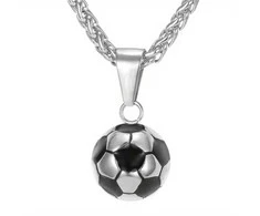 Grandinėlė su futbolo kamuolio pakabuku