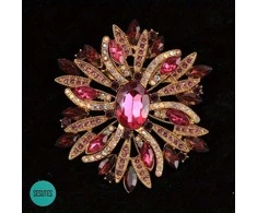 Unikalaus dizaino sagė , Raudona Flower
