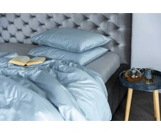 MIEGO GURU PREMIUM satino paklodė su guma “Sky mėlynas” (TC300) 200x220cm