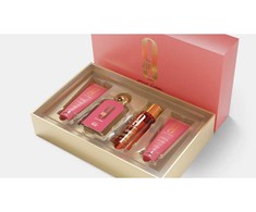 Afnan 9am Pour Femme komplektas parfuminio vandens purškiklis 100 ml + kūno dulksna 150 ml + kūno losjonas 100 ml + dušo želė 100 ml