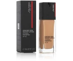 „Shiseido Synchro Skin Radiant Stangrinamasis“ skystas makiažo pagrindas, 350 Maple SPF 30, 30 ml