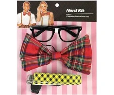 Rappa Bow tie with glasses and braces