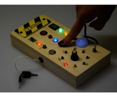 Jokomisiada Wooden Montessori Manipulative Board - Electric LEDs ZA5944