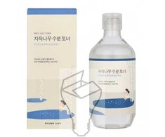 Round Lab Birch Juice Moisturizing Toneris drėkinamasis veido tonikas, 300 ml