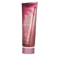 Victoria Secrets Victoria`s Secret Velvet Petals Vacation Losjonas kūnui 236ml