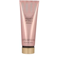 Victoria Secrets Victoria Secret Velvet Petals Shimmer Fragrance Lotion kūno losjonas, 236 ml