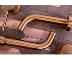 Potinkinis praustuvo maišytuvas Rea Rose Lungo Copper + dėžutė