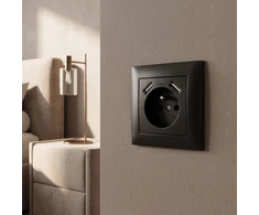 Toolight Viengubas Lizdas Su Įžeminimu + 2x Usb-a Oste Jnh003-g Juodas