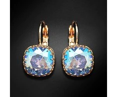 Diamond Sky Jewelry Auskarai moterims DiamondSky „Vintage V (Light Sapphire Shimmer)“ su Swarovski kristalais