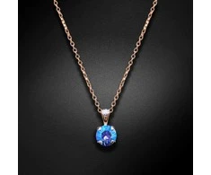 Diamond Sky Jewelry Kaklo papuošalas moterims DiamondSky Juno (Light Sapphire Shimmer) su Swarovski kristalais
