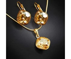 Diamond Sky Jewelry Komplektas "Akinantis spindesys IV (Golden Shadow)" su Swarovski kristalais