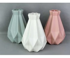 Bikuvalt Plastikinė vaza gėlėms, 20 cm