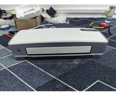 Sieninis elektrinis šildytuvas su PTC keraminiu kaitinimu ir Wi‑Fi, baltas, 50 × 14,5 × 19 cm