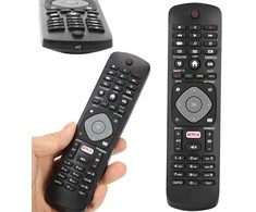 Universalus televizoriaus nuotolinio valdymo pultas