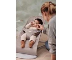 BABYBJORN gultukas BLISS Woven Petal Quilt, sand pilkas, 006317 (Nemokamas pristatymas)