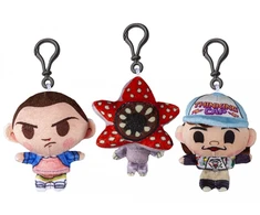 N Pms STRANGER THINGS Pliušinis pakabukas 10cm asort., 466202