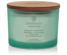Chesapeake Bay Candle 3 dagčių žvakė – Balance &amp; Harmony (Waterlily Pear)