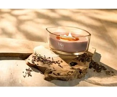 WoodWick Aromatinė žvakė (Patchouli Creme), 453,6 g