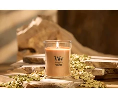 Woodwick Golden Bourbon Scented Candle kvapioji žvakė, 275 g
