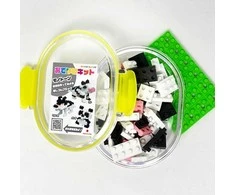 Karpomas IWAKO konstruktorius BENTO priešpiečių mini dėžutėje „Odekake Kit – Monotone” Blocks
