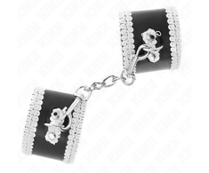 Kink Wrist Restraint KINK Juodas Adjustable Wrist Cuffs with Baltas Lace, 20-23 cm, Elegant Design