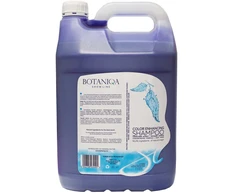 Botaniqa Show Line spalvą paryškinantis šampūnas – šviesinanti formulė baltiems ir šviesiems kailiams, 4L