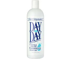 Chris Christensen Day to Day drėkinantis kondicionierius – švelni drėkinamoji formulė, spalvos apsauga, 473 ml