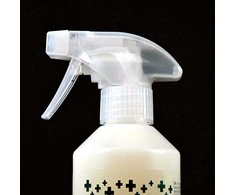 Show Tech+ Greitųjų pataisymų purškalas 500ml – išpainiojanti ir kondicionuojanti formulė, apsauganti nuo nešvarumų kaupimosi