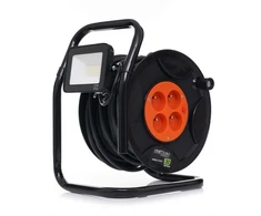Kraftdele Patvarus prailgintuvas su metaline rite ir 20W LED apšvietimu – 30m, 3x2,5 Kraft &amp; Dele