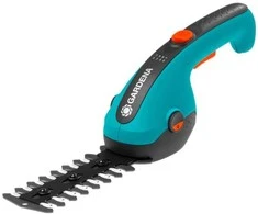 GARDENA akumuliatorinės žolės žirklės „ClassicCut Li“, 3,6 volto, komplektas su krūmų pjovimo peiliu – specialus pasiūlymas (turkio/juodos spalvos, ličio jonų akumuliatorius 2,5 Ah)