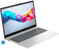 Nešiojamas kompiuteris HP 15-fd1058ng C5 16 O W11H (sidabrinis, Windows 11 Home 64-Bit, 39.6 cm (15.6 col.), 512 GB SSD)