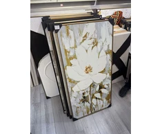 „Baltoji magnolija“ reljefinis vertikalus paveikslas, 60 × 120 cm