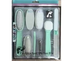 Pėdų priežiūros rinkinys 9in1