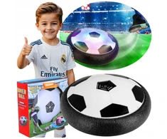 Skraidantis futbolo kamuolys su LED šviesomis
