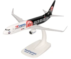 Herpa Boeing 737-800 Sun Express "Eintracht Frankfurt - SGE Express" - "Adler im Anflug"