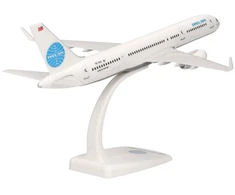 Herpa Boeing 757-200 Pan Am Tracing the Transatlantic